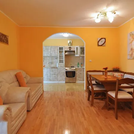 Διαμέρισμα Spacious 100m2 W Big Terrace & Great Sea View