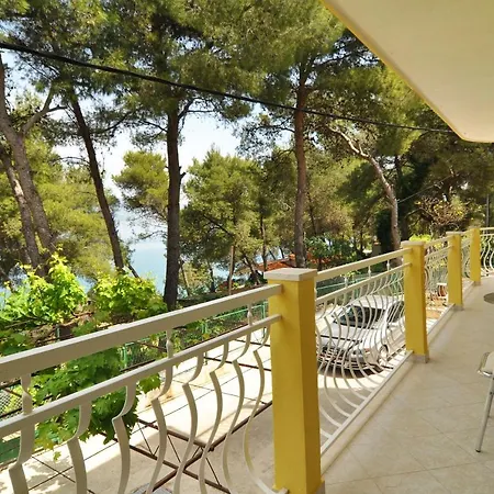 Spacious 100m2 W Big Terrace & Great Sea View Slatine