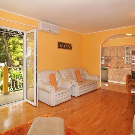 Spacious 100m2 W Big Terrace & Great Sea View Apartament *