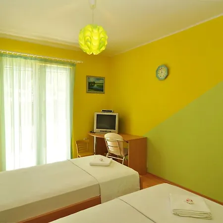 Spacious 100m2 W Big Terrace & Great Sea View *