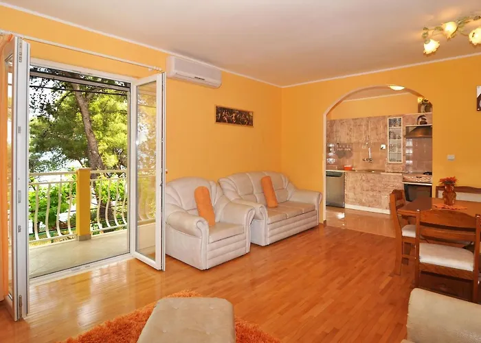 Spacious 100m2 W Big Terrace & Great Sea View Διαμέρισμα *